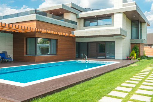 Things to Keep in Mind When Designing a Patio for a Luxury Home